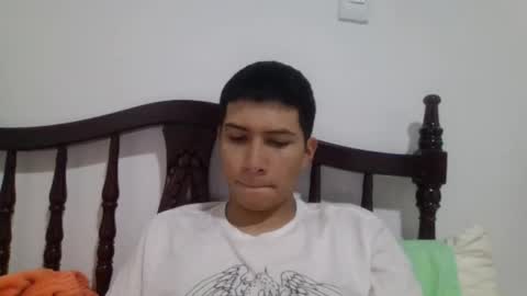 Snapshot of angel_ale chatting on January 12, 4:21 am angel_ale online show from January 12, 4:21 am