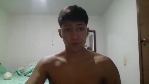 Snapshot of angel_ale chatting on December 22, 6:21 am angel_ale online show from December 22, 6:21 am