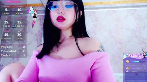 Snapshot of angel_asia_ chatting on December 11, 1:37 am angel_asia_ online show from December 11, 1:37 am