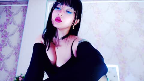 Snapshot of angel_asia_ chatting on January 15, 12:51 am angel_asia_ online show from January 15, 12:51 am