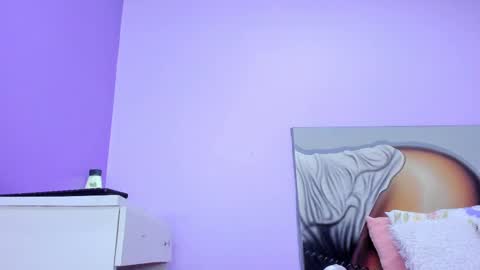  Angel  online show from February 25, 1:09 am