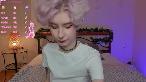 Snapshot of angel_julles chatting on December 14, 4:12 pm Angel Dust online show from December 14, 4:12 pm