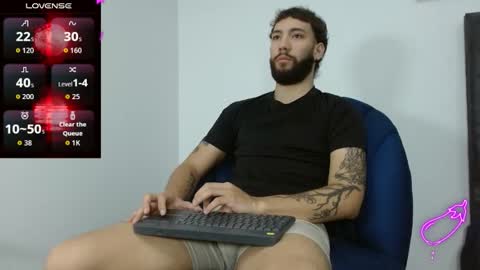 angel_kyrozz online show from November 23, 7:13 pm