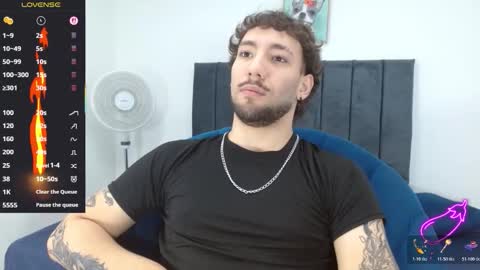 angel_kyrozz online show from January 15, 7:17 pm