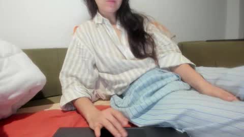 angel_lee__ online show from February 7, 3:32 am