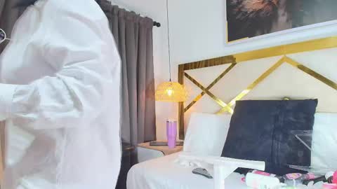 Nicolle  online show from March 23, 11:25 am