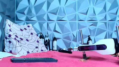 angel red77 online show from November 28, 8:00 pm