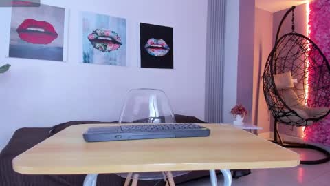 A N G E LA.  online show from September 22, 3:19 am