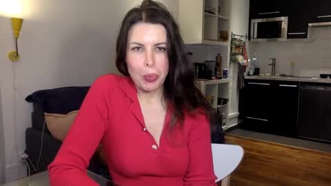 Snapshot of angeladarkk chatting on January 25, 10:39 pm Angela online show from January 25, 10:39 pm