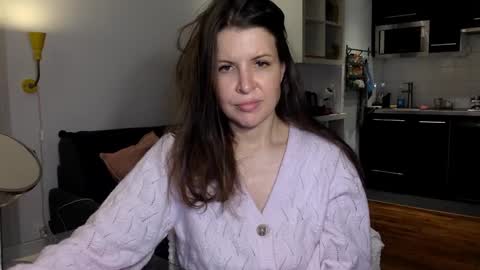 Snapshot of angeladarkk chatting on November 24, 8:08 pm Angela online show from November 24, 8:08 pm