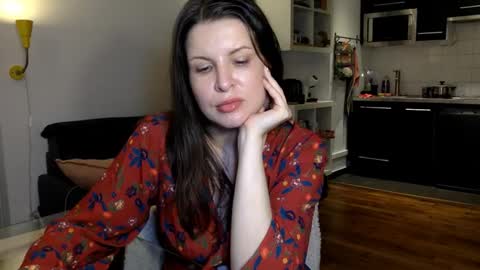 Snapshot of angeladarkk chatting on December 19, 8:16 pm Angela online show from December 19, 8:16 pm