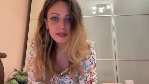 AngelAlexiss online show from September 21, 5:03 pm