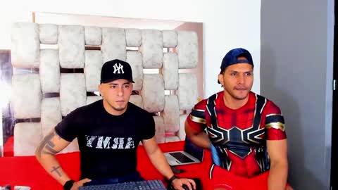 Snapshot of angelandchris chatting on September 11, 12:27 pm Angel And Cris online show from September 11, 12:27 pm