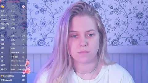 Darsi Anty online show from April 6, 3:46 pm