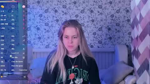 Darsi Anty online show from April 23, 2:41 pm