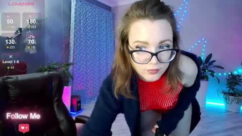 Snapshot of angelawhity chatting on February 23, 6:34 pm Angela online show from February 23, 6:34 pm