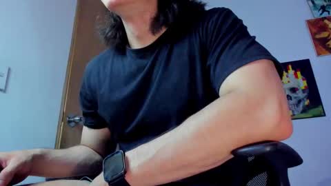 Snapshot of angelbennet_ chatting on October 31, 12:11 am Angel Bennet online show from October 31, 12:11 am