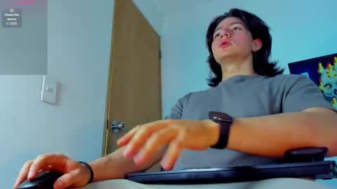 Snapshot of angelbennet_ chatting on November 2, 1:30 am Angel Bennet online show from November 2, 1:30 am