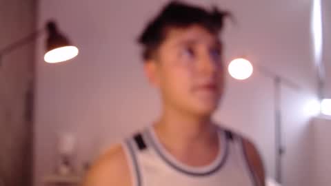 Snapshot of angelcossio chatting on December 16, 6:02 pm Angel online show from December 16, 6:02 pm