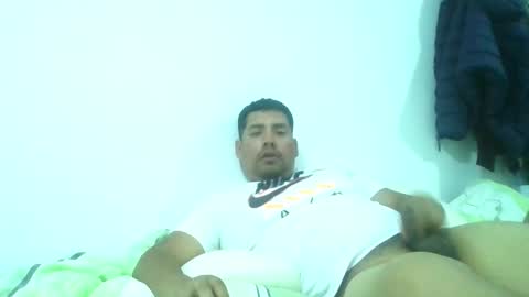 angeldavid90 online show from December 1, 12:37 am