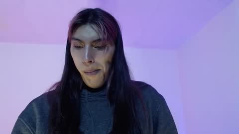 angele online show from October 11, 8:51 pm