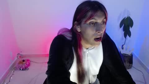 angele online show from November 7, 8:42 pm