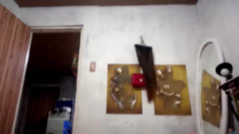 Snapshot of angelfabxx chatting on December 17, 7:36 am AngelFabxx online show from December 17, 7:36 am