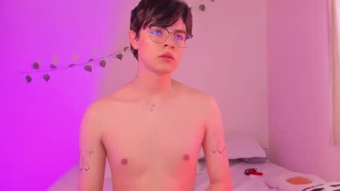 Snapshot of angelfiore chatting on November 4, 4:39 pm Angel Fiore online show from November 4, 4:39 pm