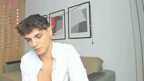 Snapshot of angelfrank chatting on February 14, 5:03 pm Frankie online show from February 14, 5:03 pm