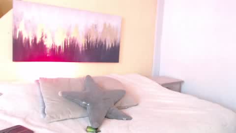 Snapshot of angelica_bss chatting on December 6, 1:55 pm Angelica bss online show from December 6, 1:55 pm