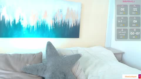 Snapshot of angelica_bss chatting on December 23, 3:44 pm Angelica bss online show from December 23, 3:44 pm