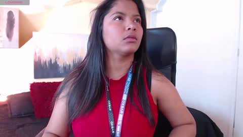 Snapshot of angelica_bss chatting on January 20, 1:21 pm Angelica bss online show from January 20, 1:21 pm