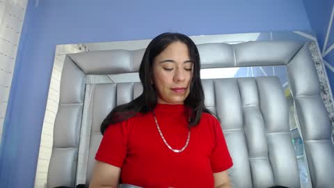 Snapshot of angelina_ny chatting on December 23, 7:52 pm ANGELINA online show from December 23, 7:52 pm