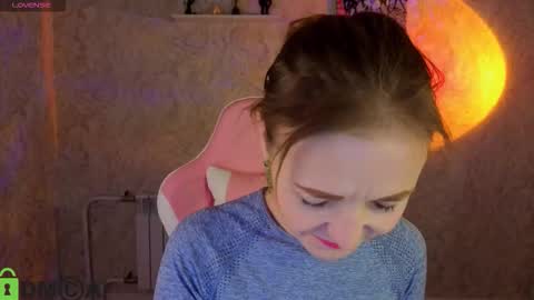 Snapshot of angelina_relax chatting on March 4, 1:00 am Angelina online show from March 4, 1:00 am