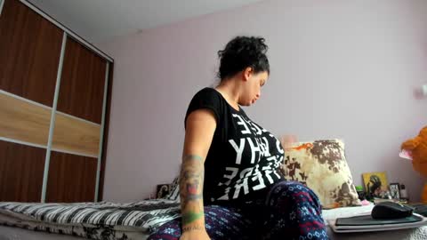 Angelina online show from February 5, 7:50 am