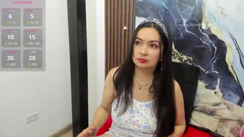 angeline online show from October 14, 8:59 am