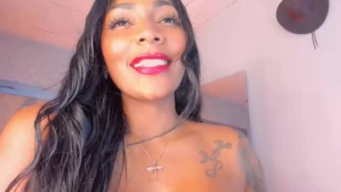 Snapshot of angelineheet chatting on October 11, 9:19 am Angeline Heet online show from October 11, 9:19 am