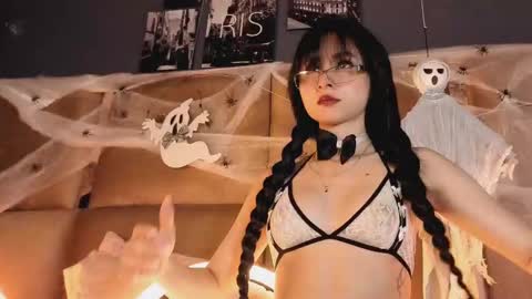 Snapshot of angelinepossy chatting on October 15, 10:32 pm angelinepossy online show from October 15, 10:32 pm