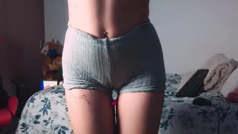 Angelinhaa  online show from January 18, 3:43 am