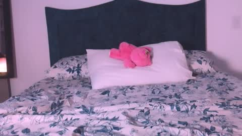 Angelinhaa  online show from February 22, 4:02 am