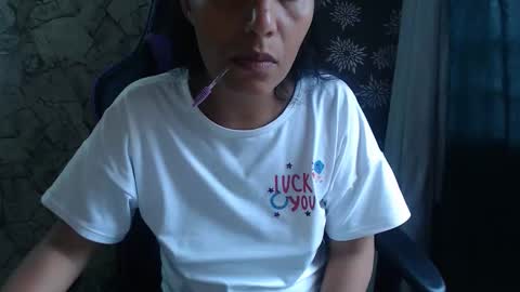 angela online show from March 23, 4:22 pm