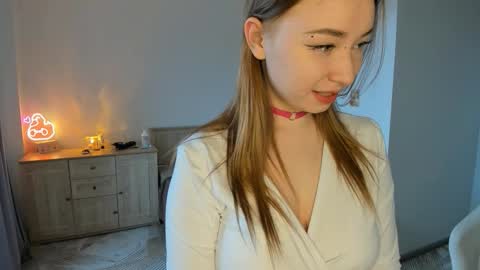 angella_mills online show from November 8, 5:29 am