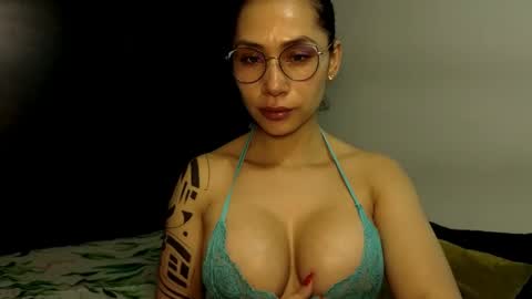  ANGELA ISABELLA  online show from September 9, 12:37 pm