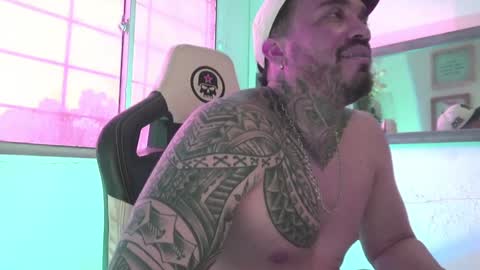 Snapshot of angellatino0 chatting on December 31, 12:15 pm angellatino0 online show from December 31, 12:15 pm