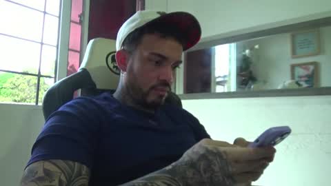 Snapshot of angellatino0 chatting on December 31, 10:34 pm angellatino0 online show from December 31, 10:34 pm