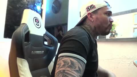 Snapshot of angellatino0 chatting on January 5, 2:49 am angellatino0 online show from January 5, 2:49 am