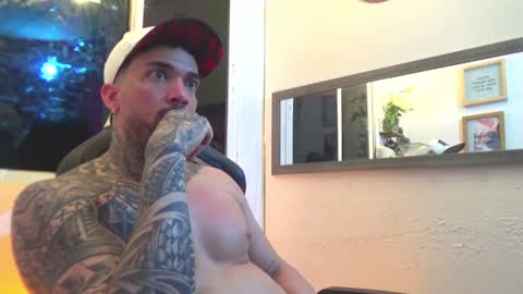 Snapshot of angellatino0 chatting on January 19, 6:53 am angellatino0 online show from January 19, 6:53 am