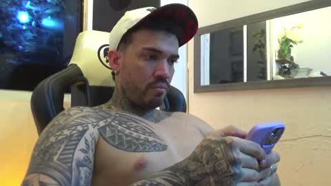 Snapshot of angellatino0 chatting on January 26, 2:24 am angellatino0 online show from January 26, 2:24 am