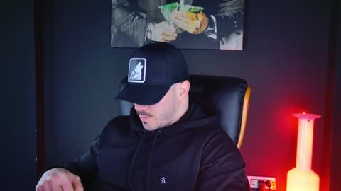 BlackWolf online show from December 16, 1:43 pm