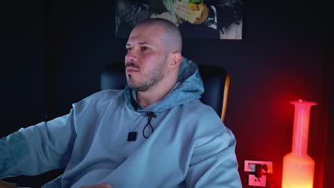 BlackWolf online show from December 28, 12:56 pm